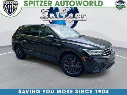 Used 2022 Volkswagen Tiguan SE w/ Panoramic Sunroof Package