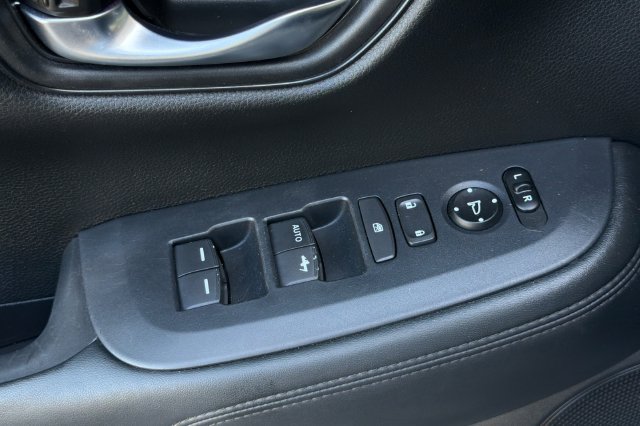 Certified 2024 Honda HR-V LX image 13