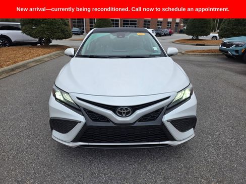 Used 2021 Toyota Camry XSE image 8