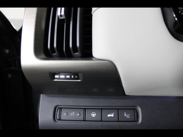 Used 2022 Nissan Pathfinder Platinum AWD/4WD image 20