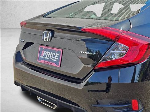 Used 2019 Honda Civic Sport image 12