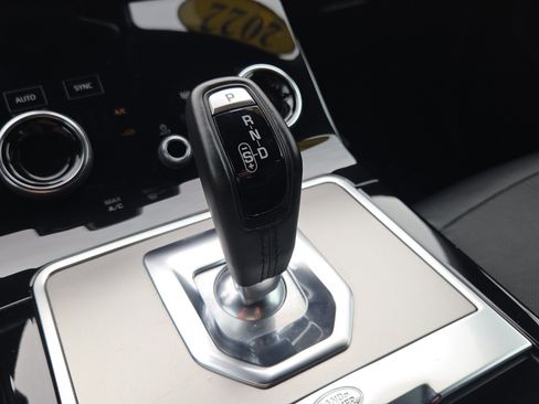 Used 2022 Land Rover Range Rover Evoque SE AWD/4WD image 25