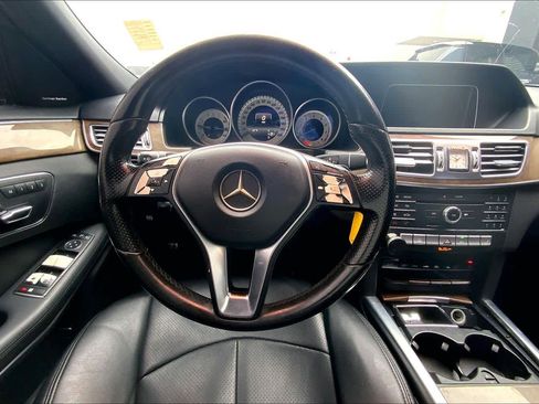 Used 2016 Mercedes-Benz E 350 Sedan image 7