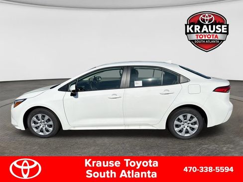 Used 2026 Toyota Corolla LE FWD image 9