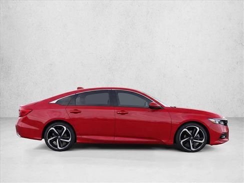 Used 2018 Honda Accord Sport image 8