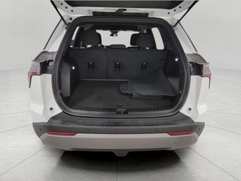 Used 2025 Chevrolet Equinox LT image 15