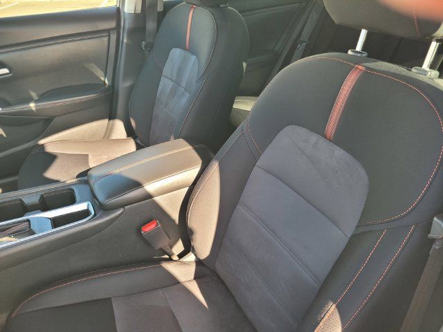 Used 2024 Nissan Sentra SR FWD image 13