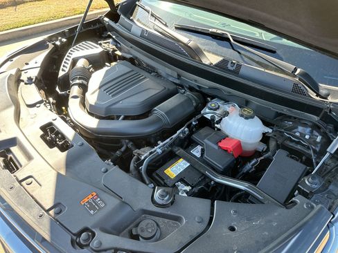 Used 2024 Chevrolet Traverse LT image 26