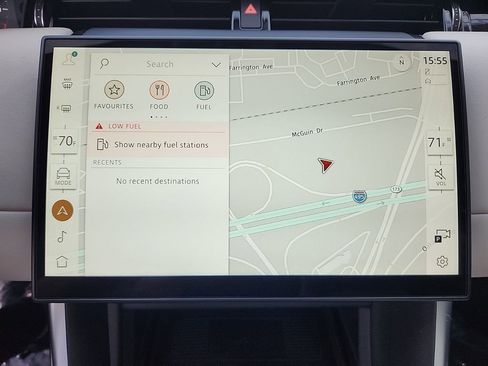 Used 2025 Land Rover Discovery Sport S image 21