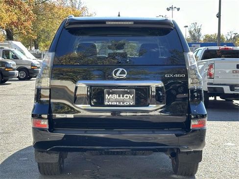 Used 2022 Lexus GX 460 Premium image 3
