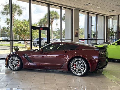 Used 2016 Chevrolet Corvette Z06 w/ 2LZ Preferred Equipment Group RWD image 6