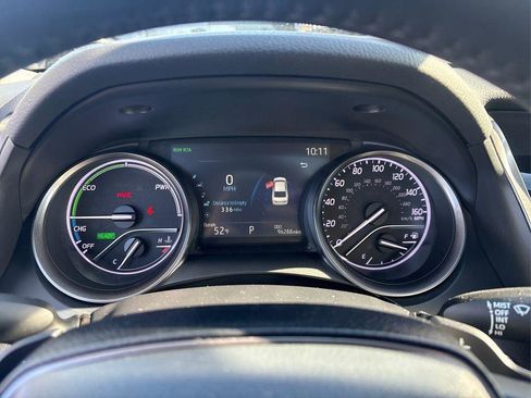 Used 2021 Toyota Camry XSE w/ Navigation Upgrade Package FWD image 13