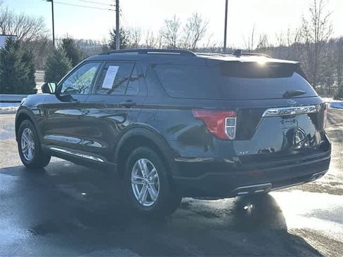 Used 2023 Ford Explorer XLT w/ Equipment Group 202A image 32