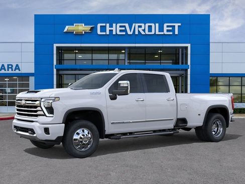 New 2026 Chevrolet Silverado 3500 High Country w/ Technology Package AWD/4WD image 2