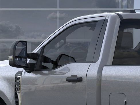 New 2025 Ford F250 XL w/ 360-Degree Camera Package RWD image 21