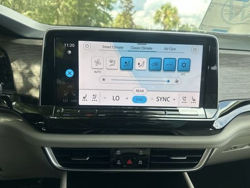 New 2026 Volkswagen Atlas SEL Premium R-Line image 19