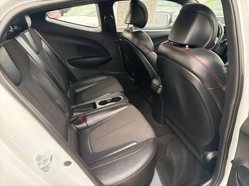 Used 2019 Hyundai Veloster Turbo image 19