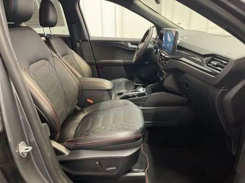 Used 2023 Ford Escape ST-Line Elite w/ Premium Technology Package AWD/4WD image 19