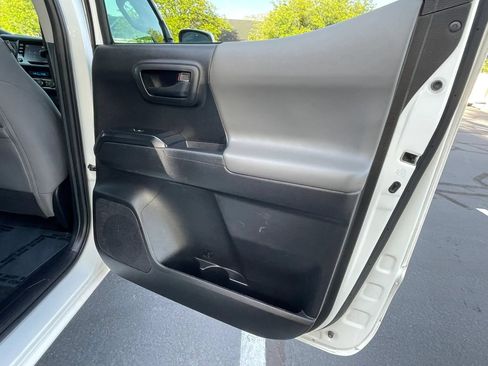 Used 2023 Toyota Tacoma SR AWD/4WD image 24