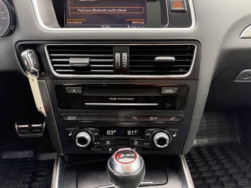 Used 2016 Audi SQ5 Premium Plus w/ Technology Package image 32