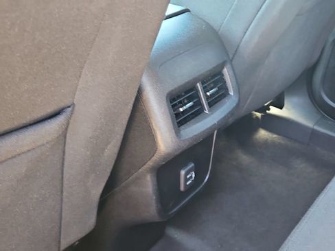 Used 2019 Chevrolet Equinox LT AWD/4WD image 13