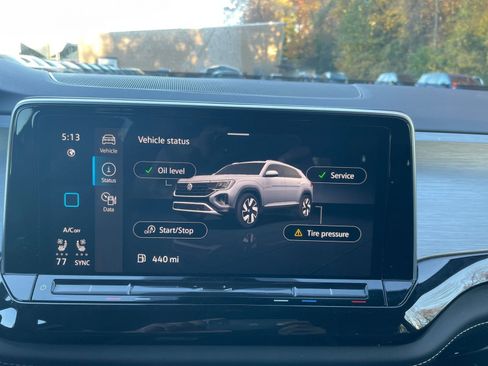 Used 2025 Volkswagen Atlas Cross Sport SE image 20