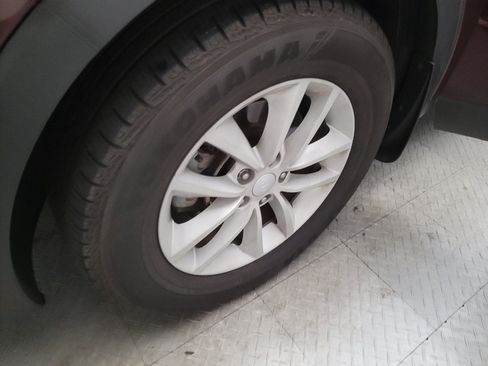 Used 2018 Kia Sorento FWD image 31