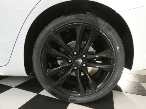 Used 2024 Chevrolet Malibu LT image 6