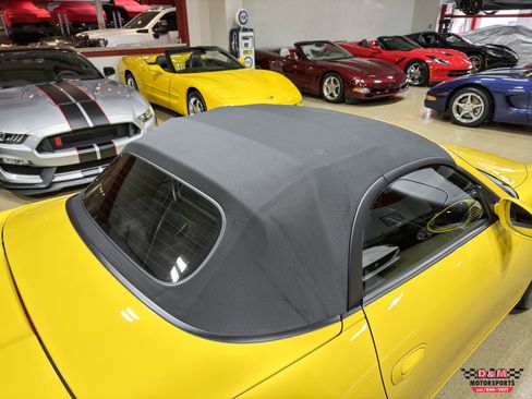 Used 2003 Porsche Boxster RWD image 45