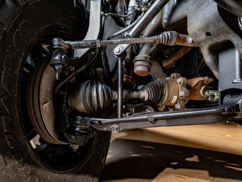 Used 2025 GMC Sierra 2500 AT4 w/ AT4 Premium Plus Package image 13