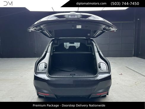 Used 2023 BMW iX xDrive50 w/ Premium Package image 43