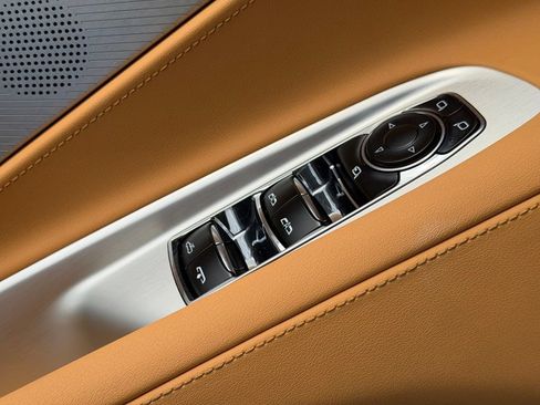 Used 2023 Chevrolet Corvette Stingray Preferred Conv w/ Z51 Performance Package RWD image 15