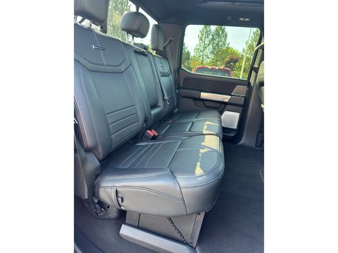 Used 2025 Ford F350 Platinum AWD/4WD image 13