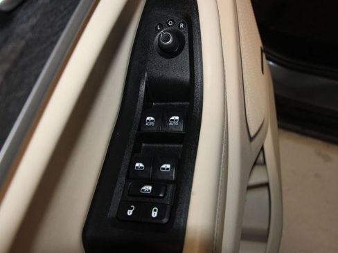 Used 2021 Jeep Grand Cherokee L Limited image 6