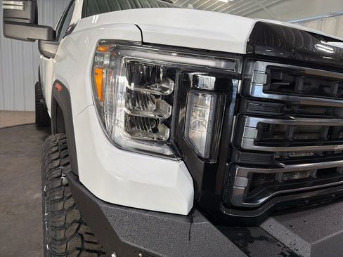 Used 2022 GMC Sierra 3500 AT4 w/ AT4 Preferred Package image 14