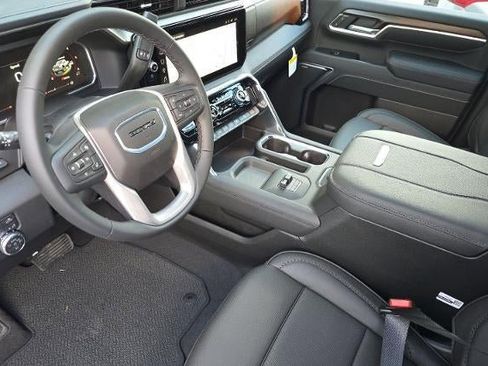 New 2026 GMC Sierra 2500 Denali w/ Denali Reserve Package image 9