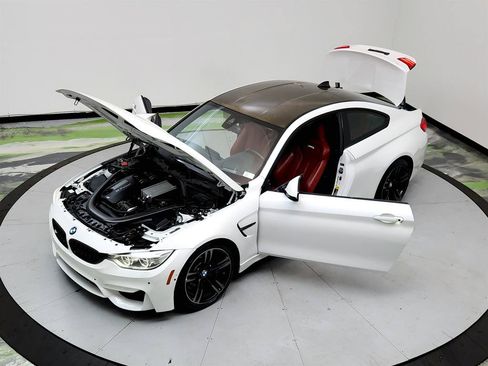 Used 2015 BMW M4 Coupe RWD image 34