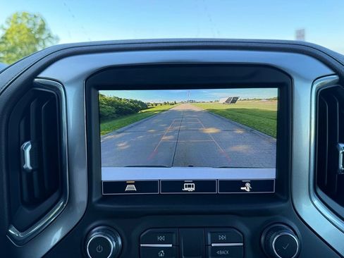 Used 2021 Chevrolet Silverado 1500 LTZ w/ LTZ Premium Package AWD/4WD image 41
