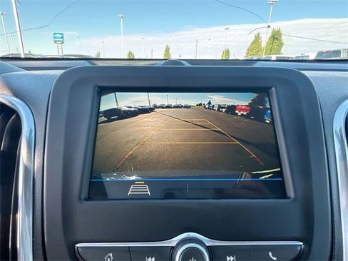 Certified 2019 Chevrolet Equinox LT image 17
