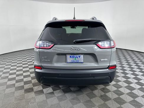 Certified 2019 Jeep Cherokee Latitude Plus w/ Cold Weather Group image 6