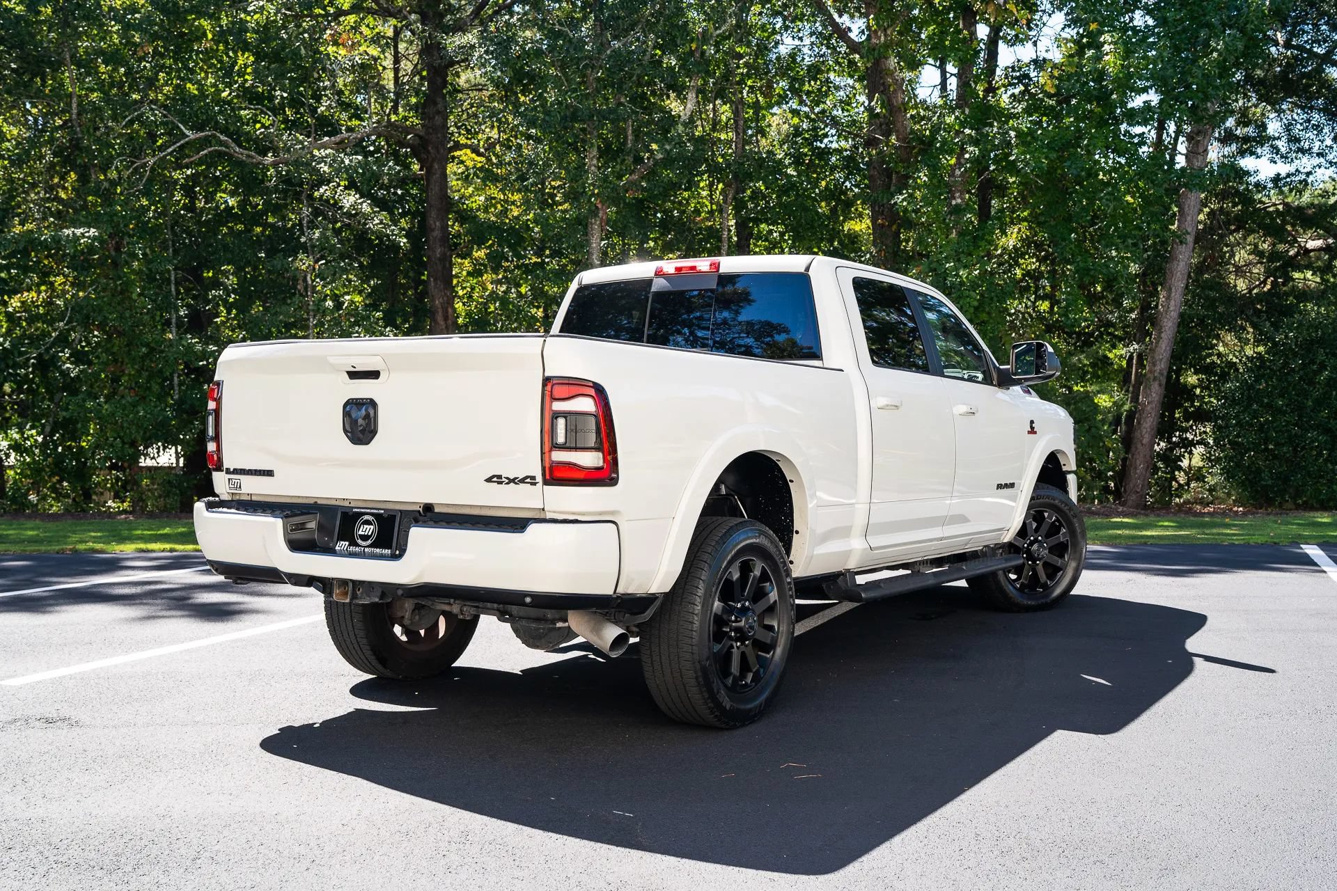 Used 2019 RAM 2500 Laramie w/ Night Edition AWD/4WD image 2