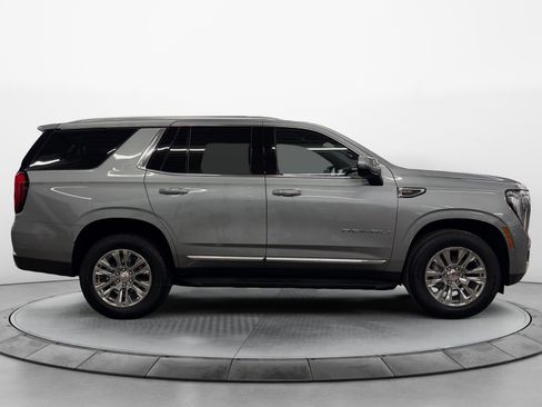 Used 2025 GMC Yukon Denali image 2