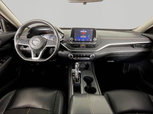 Used 2022 Nissan Altima 2.5 SR w/ Midnight Edition Package FWD image 7