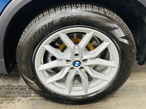 Used 2021 BMW X5 xDrive40i w/ Convenience Package AWD/4WD image 32