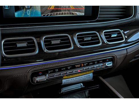 New 2026 Mercedes-Benz GLE 580 4MATIC image 16