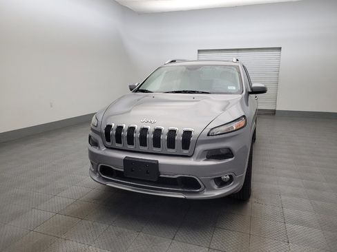 Used 2017 Jeep Cherokee Overland w/ Heavy Duty Protection Group AWD/4WD image 15