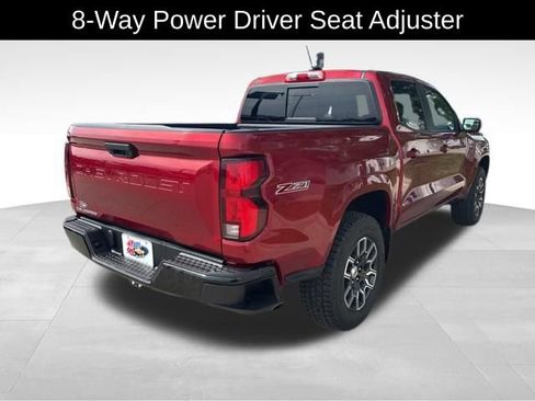 Certified 2024 Chevrolet Colorado Z71 w/ Z71 Convenience Package 2 AWD/4WD image 8