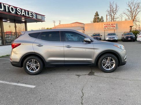 Used 2017 Hyundai Santa Fe Sport AWD/4WD image 2