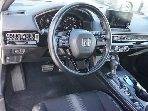 Used 2024 Honda Civic Sport image 10