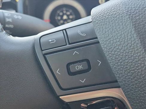 Used 2026 Toyota Camry XLE AWD/4WD image 16